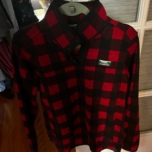 L.L. Bean buffalo check fleece size medium like new